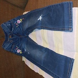 Girls Embroidered Distressed Jeans